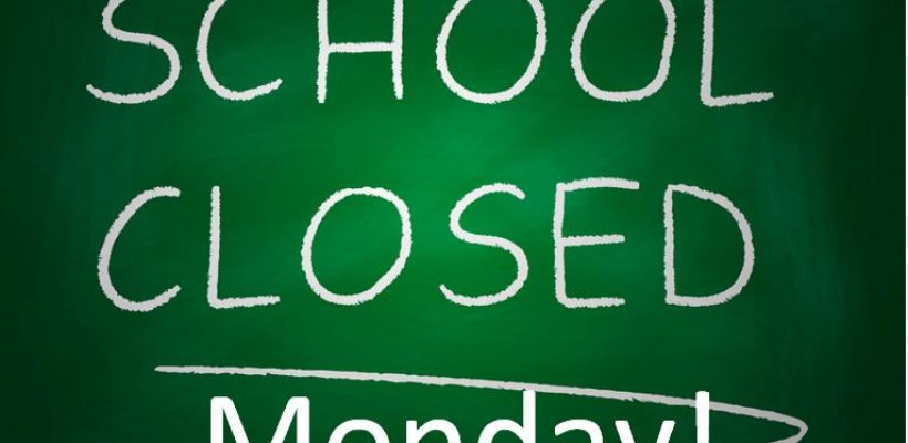 School Closed on Monday 01/05/2017